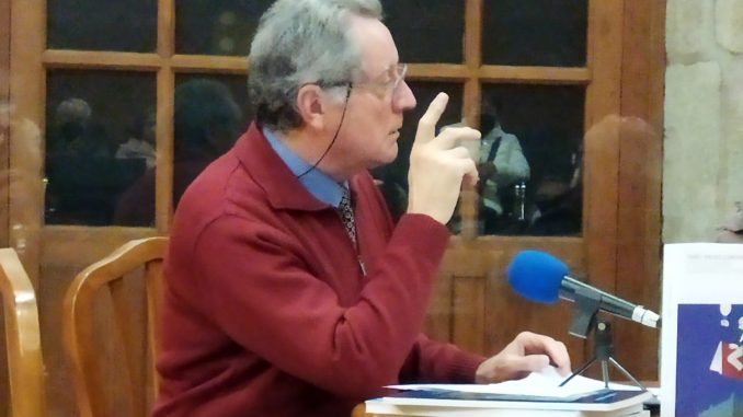 En la presentación del libro sobre Dino Pacio Lindín en Ferrol